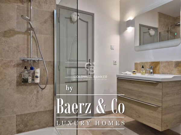 photo 14 Villa with a view near the old village