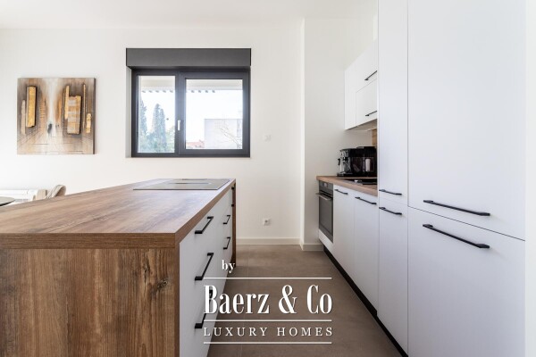 photo 4 Split, Bačvice Hektoroviceva street — Spacious two-bedroom apartment, 110 m²