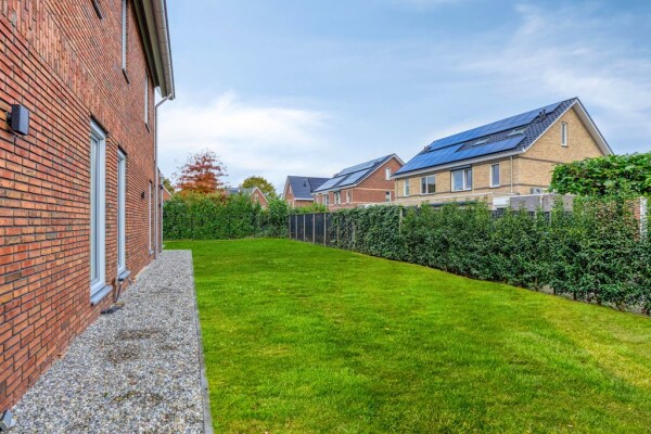 photo 49 Jacobaweide 14