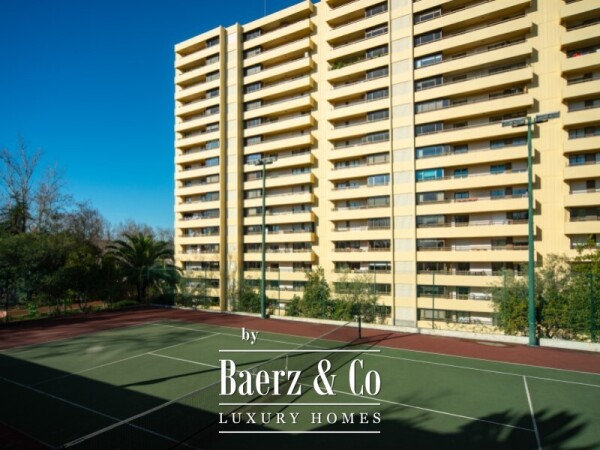 photo 28 T3 with large balconies in condominium with swimming pool