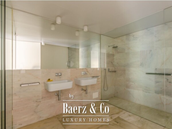 photo 26 One Bedroom apartments plus 1 on Av. July 24 in a building with signature of Arq. Aires Mateus