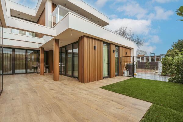 photo 16 Eikenrodelaan 1