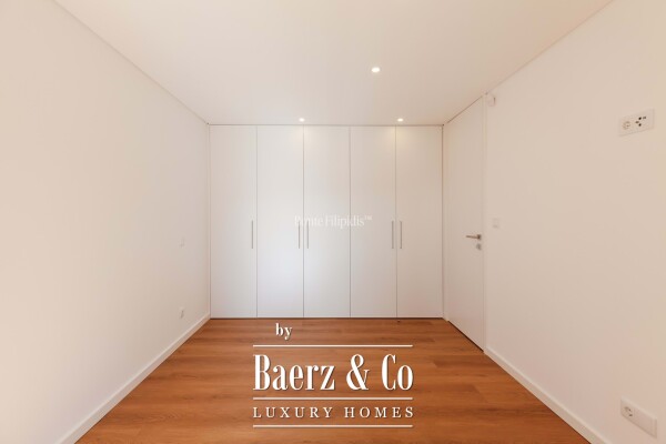 photo 21 Beautiful luxury home in Carcavelos e Parede, Parede