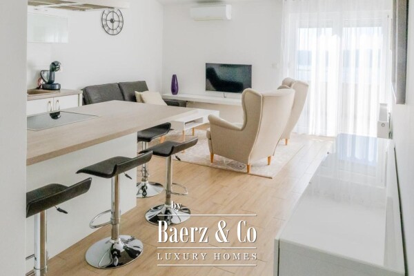 photo 12 Crikvenica, house with four apartments, swimming pool, established tourist rental business with sea