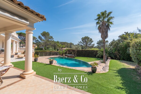 photo 20 For Sale : 6-bedroom villa with infinity pool - Secure private estate - Saint-Raphaël, near golf courses, sea view