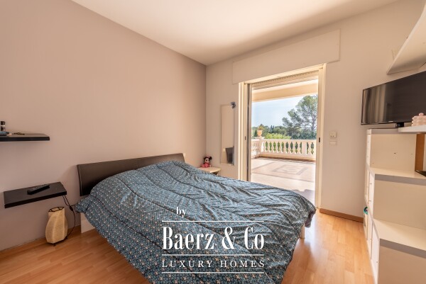 photo 34 For Sale : 6-bedroom villa with infinity pool - Secure private estate - Saint-Raphaël, near golf courses, sea view