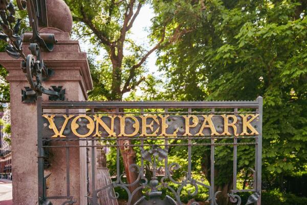 photo 69 Vossiusstraat 31 H