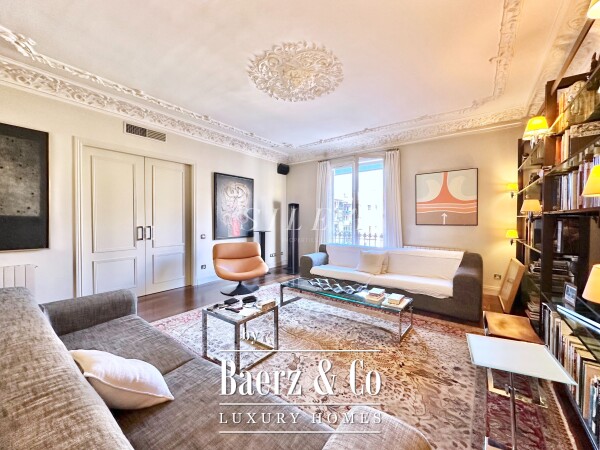 photo 1 Pau Claris 100