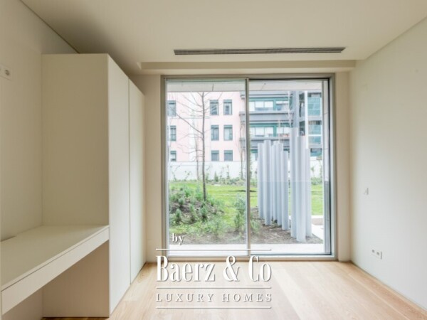 photo 23 Excellent 2 bedrooms en-suite apartment with parking space and storage in Amoreiras