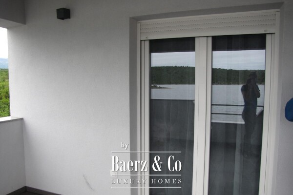 photo 31 Kruševo, Crna Punta, beautiful house first row to the sea with three residential units