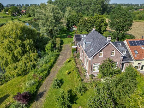 photo 6 Hezelstraat 17
