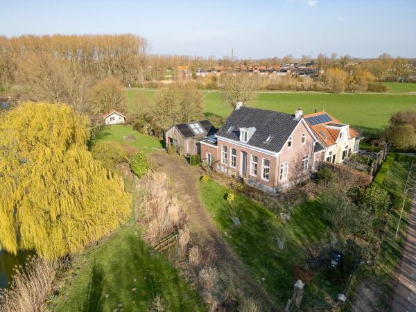 photo 48 Hezelstraat 17