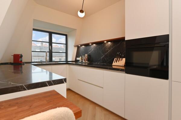 photo 4 Koninginnegracht 92 B