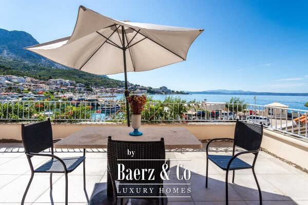 photo 9 Podgora, multi-residential house with a beautiful view, first row to the sea