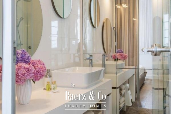 photo 4 Opatija City Centre, Five Luxuriously Furnished Apartments with an Established Rental Business - Pr