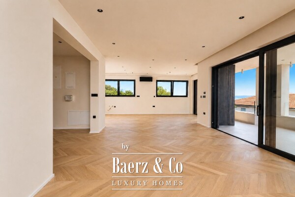photo 2 Kostrena, Rožići, exclusive 200 m² penthouse with panoramic sea views
