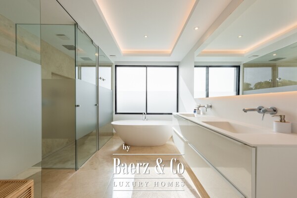 photo 15 Beautiful luxury home in Sotogrande, Sotogrande Alto - Zona F