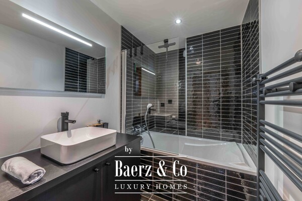 photo 11 81 sqm apartment, 3 bedrooms in Demi-Quartier