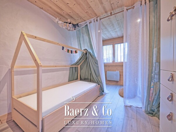photo 4 3-Bedroom apartment -  village center