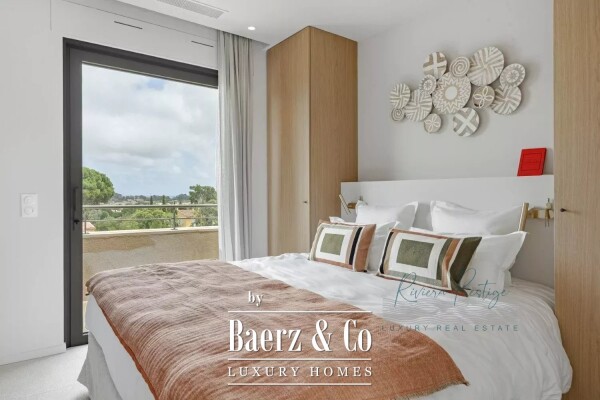 photo 7 Saint-Tropez – Villa with Sea and Village Views