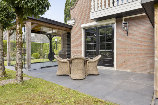 photo 33 Diepenbrockstraat 11