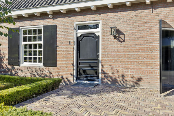 photo 41 Diepenbrockstraat 11