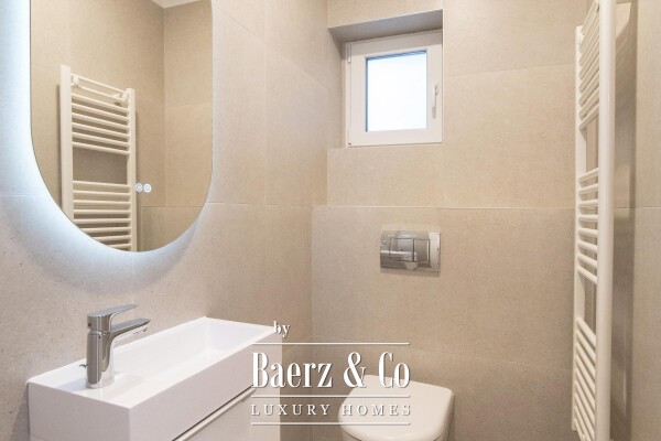 photo 10 Zagreb, Srebrnjak, modern four-room apartment 151.00 m² with garden and garage