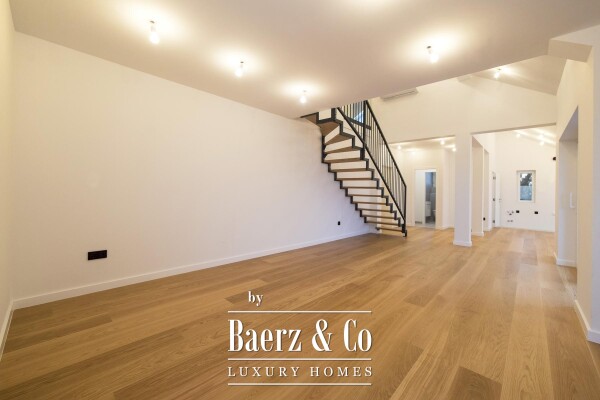 photo 7 Zagreb, Srebrnjak, modern five-room penthouse 194 m² with gallery and garage